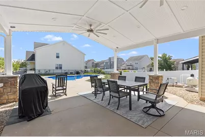 100 Berry Manor Circle, Saint Peters, MO 63376 - Photo 34