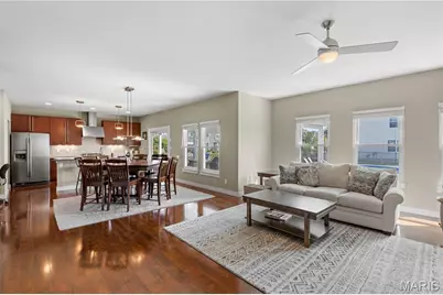 100 Berry Manor Circle, Saint Peters, MO 63376 - Photo 8