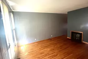 2641 St Vincent Ave, Saint Louis, MO 63104 - Photo 2