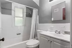 10050 Diamond Dr, Riverview, MO 63137 - Photo 6