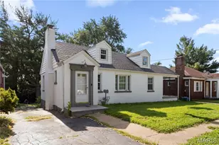 10050 Diamond Dr, Riverview, MO 63137 - Photo 2