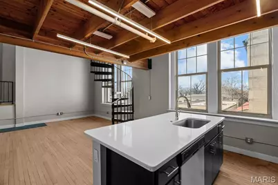 3530 Utah, Saint Louis, MO 63118 - Photo 6