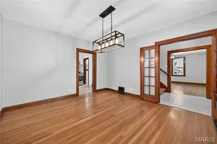 221 N Benton Ave, Saint Charles, MO 63301 - Photo 8