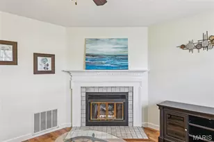 1760 Honeysuckle Dr, Saint Charles, MO 63303 - Photo 8