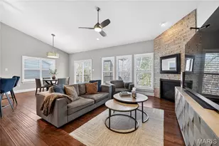 956 Ridgepointe Pl Cir, Lake Saint Louis, MO 63367 - Photo 14