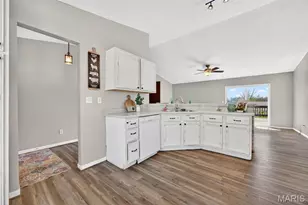 336 Santa Cruz Dr, Moscow Mills, MO 63362 - Photo 14