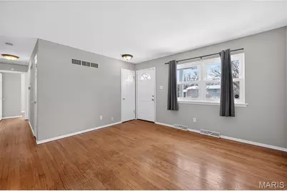 1427 Caulks Hill Road, Saint Charles, MO 63304 - Photo 6