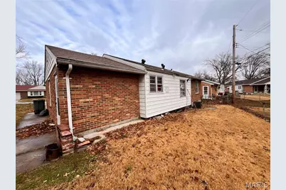 8926 Hillview Avenue, Saint Louis, MO 63136 - Photo 2