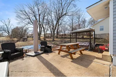 10558 Hobday Avenue, Saint Ann, MO 63074 - Photo 20