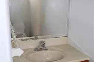 8920 Lackland Rd, Overland, MO 63114 - Photo 14