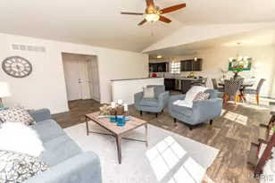 179 Rivers Edge Dr, Moscow Mills, MO 63362 - Photo 2