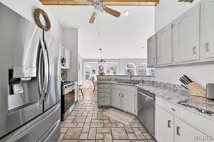 978 S Brampton Dr, Unincorporated, MO 63304 - Photo 18