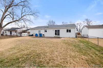 7415 Foxtrot Drive, Hazelwood, MO 63042 - Photo 30