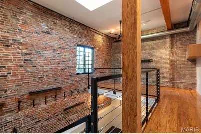 2401 S 12th #203, Saint Louis, MO 63104 - Photo 16