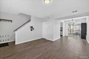 8912 N Swan Cir, Brentwood, MO 63144 - Photo 4