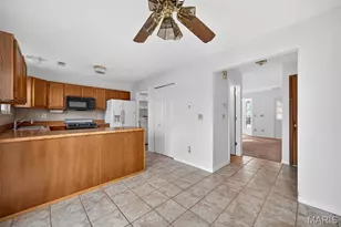 1283 Dell Ridge Ct, Saint Charles, MO 63303 - Photo 12