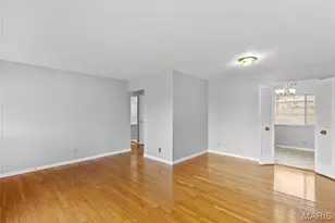 4645 Tauneybrook Dr, Saint Louis, MO 63128 - Photo 2