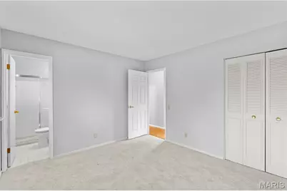 4645 Tauneybrook Drive, Saint Louis, MO 63128 - Photo 18