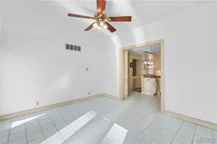 9456 Arban Dr, Saint Louis, MO 63126 - Photo 16