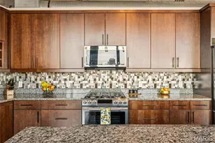2323 Locust St, Saint Louis, MO 63103 - Photo 6