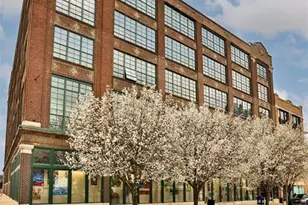 2323 Locust St, Saint Louis, MO 63103 - Photo 2