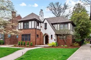 7133 Washington Ave, University City, MO 63130 - Photo 1