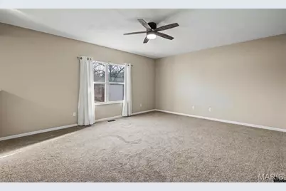 1044 Mendoza, Saint Peters, MO 63376 - Photo 10