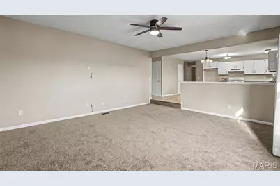 1044 Mendoza, Saint Peters, MO 63376 - Photo 12
