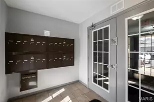 1 Monarch Trace Ct, Chesterfield, MO 63017 - Photo 30