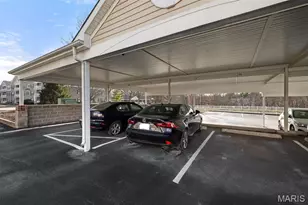 1 Monarch Trace Ct, Chesterfield, MO 63017 - Photo 32