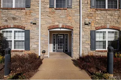 1 Monarch Trace Court #307, Chesterfield, MO 63017 - Photo 2