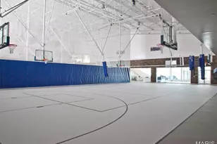 13131 Royal Pines Dr, Maryland Heights, MO 63146 - Photo 26