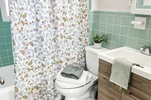 1 Dickson Ct, Kirkwood, MO 63122 - Photo 12