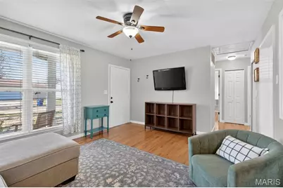 916 Tree Trails Lane, Saint Louis, MO 63026 - Photo 6