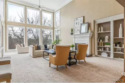 1040 Greystone Manor Parkway, Chesterfield, MO 63005 - Photo 10