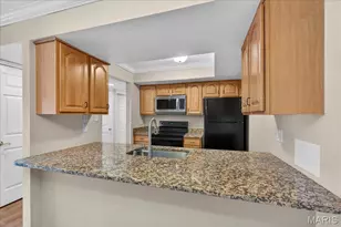 522 Nirk Ave, Kirkwood, MO 63122 - Photo 10