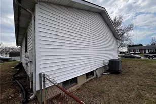 319 Richmond Dr, Warrenton, MO 63383 - Photo 4