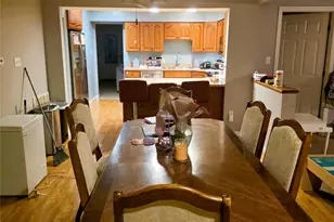 6702 Flowervale Dr, Hazelwood, MO 63042 - Photo 4