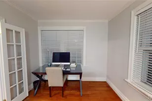 421 W Point Ct, University City, MO 63130 - Photo 32