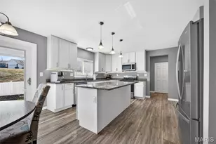 2510 Bear Creek Dr, Wentzville, MO 63385 - Photo 18