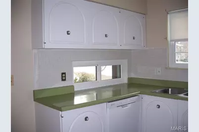 3145 Leisurewood Court #A, Florissant, MO 63033 - Photo 10