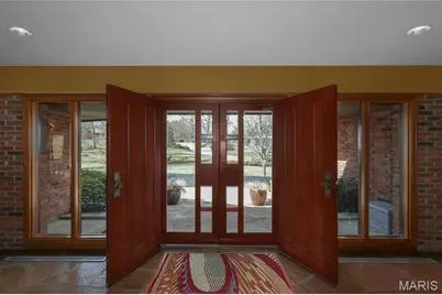 10 Country Estates Place, Frontenac, MO 63131 - Photo 4