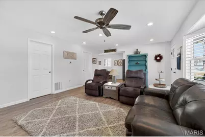 2709 Sibley Street, Saint Charles, MO 63301 - Photo 14