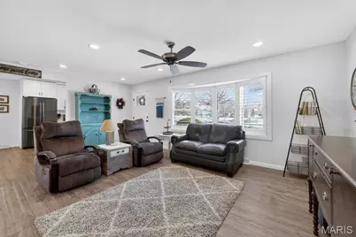 2709 Sibley Street, Saint Charles, MO 63301 - Photo 12