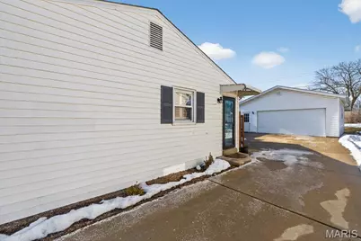 2709 Sibley Street, Saint Charles, MO 63301 - Photo 42