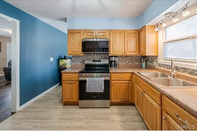 105 Watkins Street, Bourbon, MO 65441 - Photo 8