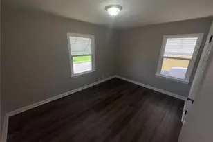9724 Margo Ann Ln, Woodson Terrace, MO 63134 - Photo 8