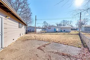 1610 Jackson Ln, Florissant, MO 63031 - Photo 44