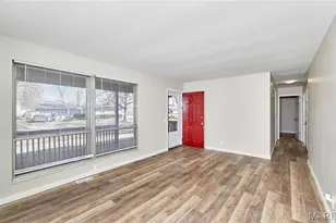 1610 Jackson Ln, Florissant, MO 63031 - Photo 8