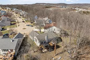 897 Top Notch Ln, Eureka, MO 63025 - Photo 40